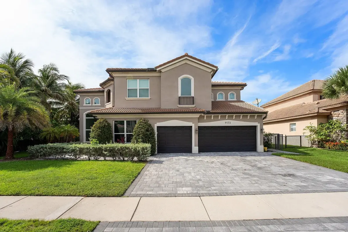 9173 Oak Alley Dr, Lake Worth: photo 1 of 56