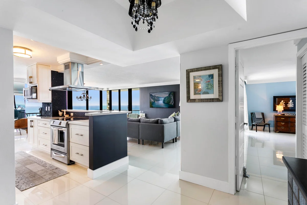 5510 N Ocean Dr #12a, Riviera Beach: photo 1 of 33