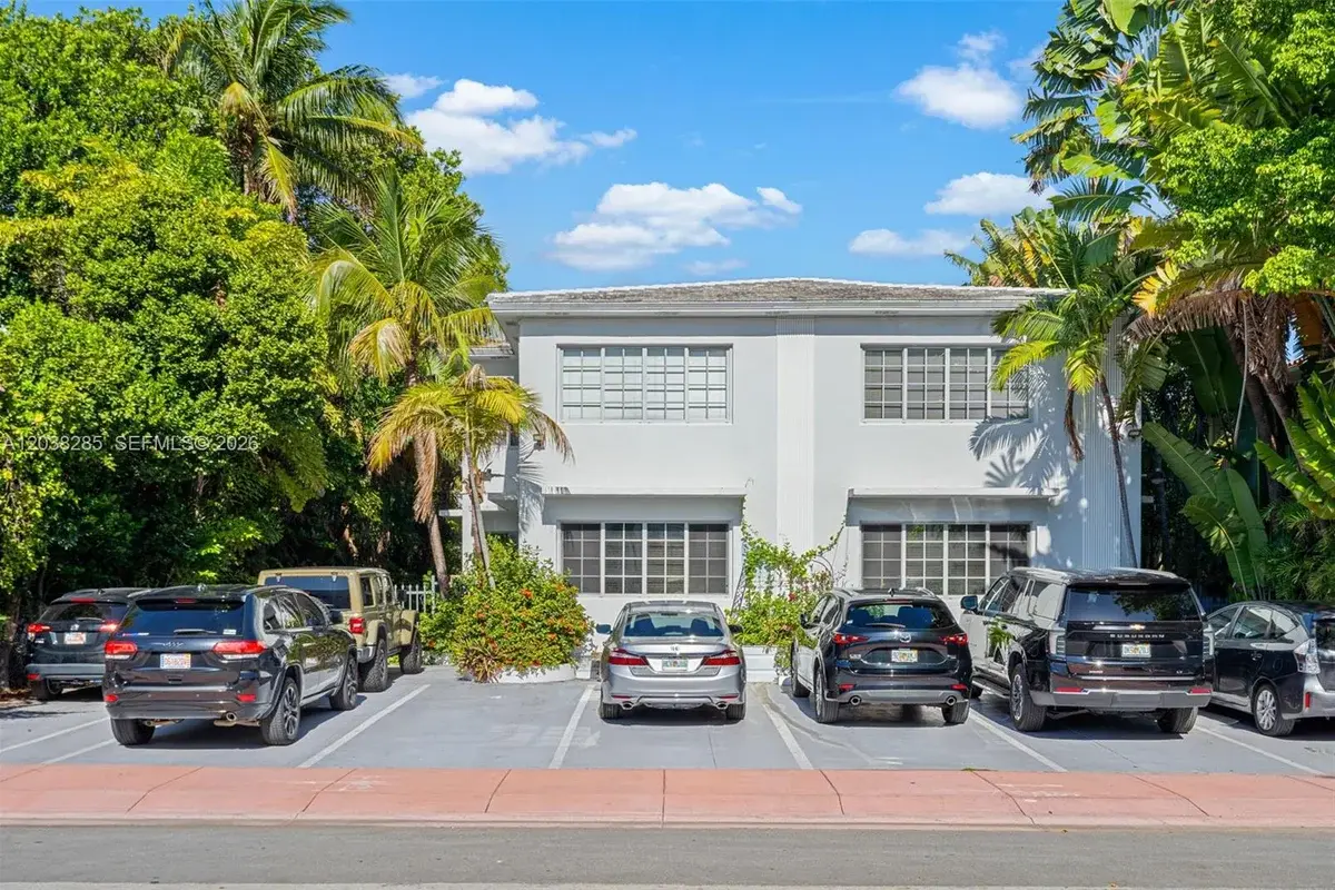 840 Lenox Ave #3, Miami Beach: photo 1 of 13