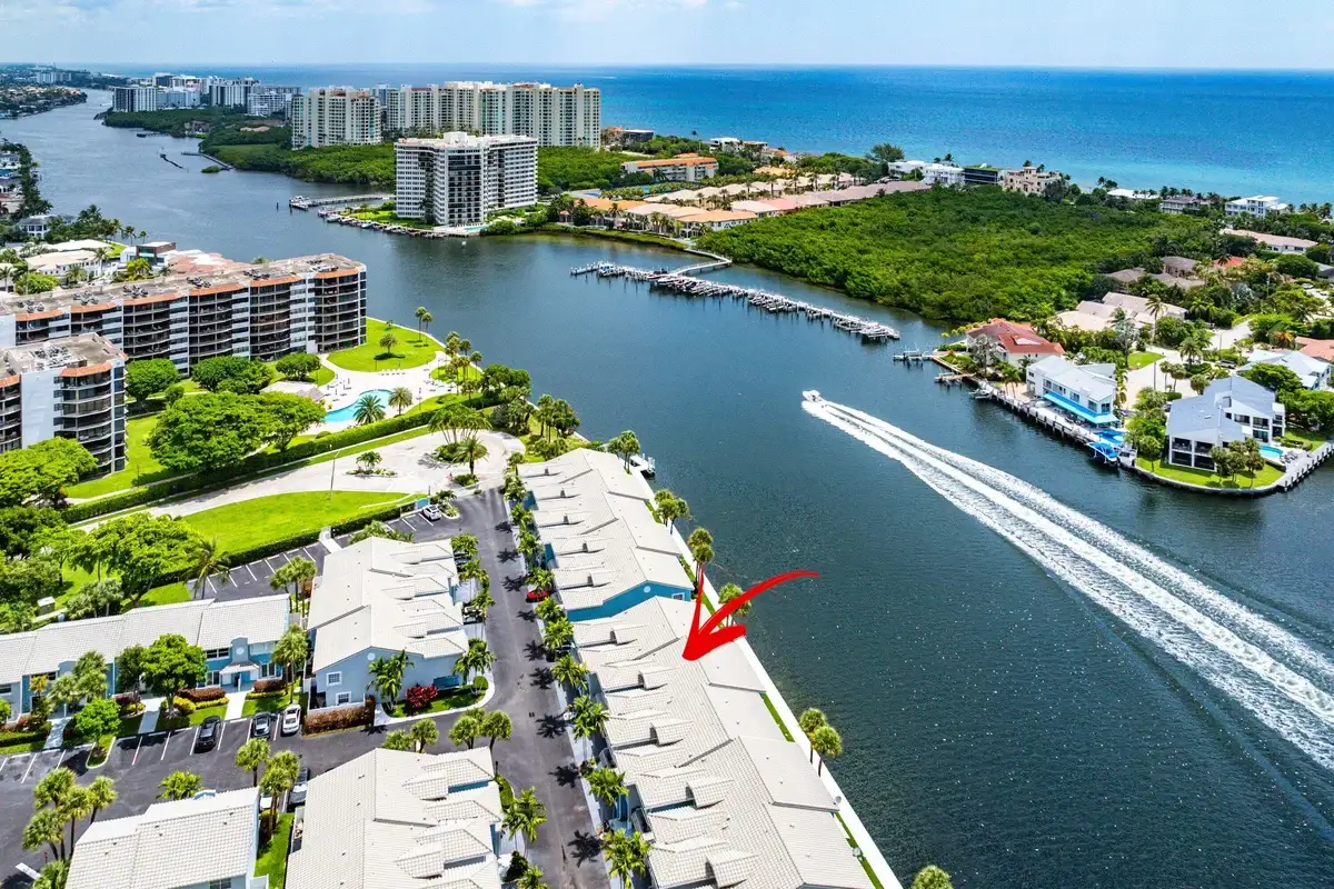 900 Jeffery St, Boca Raton: photo 1 of 47