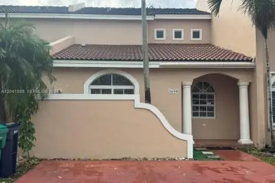 3690 SW 153rd Pl, Miami: photo 1 of 24