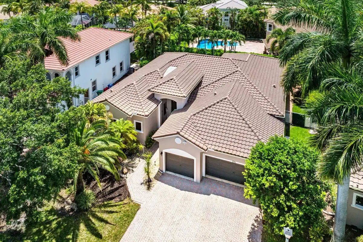 876 NW 123rd Dr, Coral Springs: photo 1 of 46
