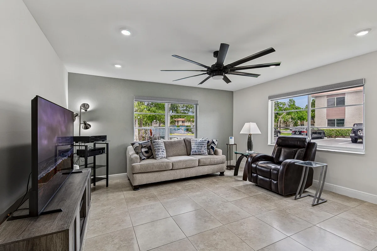 9 NE 19th Ct #C112, Wilton Manors: photo 1 of 33