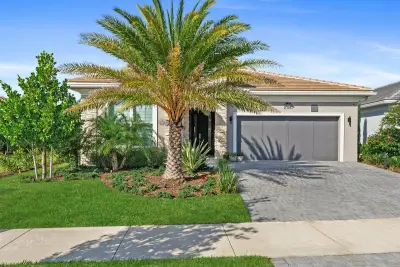 10145 Timber Creek Way, Palm Beach Gardens: photo 1 of 30