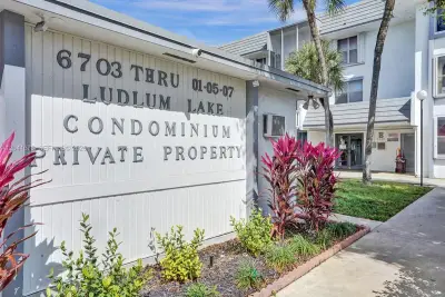 6705 NW 169th St #C112, Hialeah: photo 1 of 28