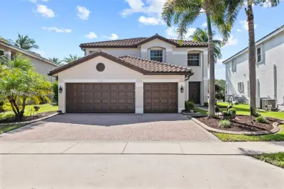 16230 SW 21st St, Miramar: photo 1 of 42