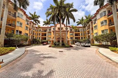 16101 Emerald Estates Dr #155, Weston: photo 1 of 47