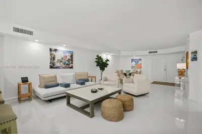 6423 Collins Ave #203, Miami Beach: photo 1 of 39