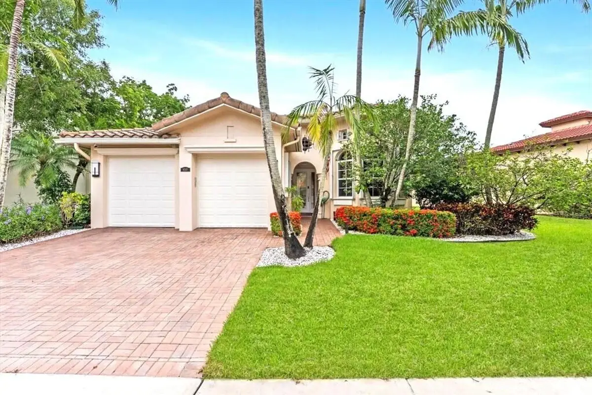 8247 NW 107th Ter, Parkland: photo 1 of 57