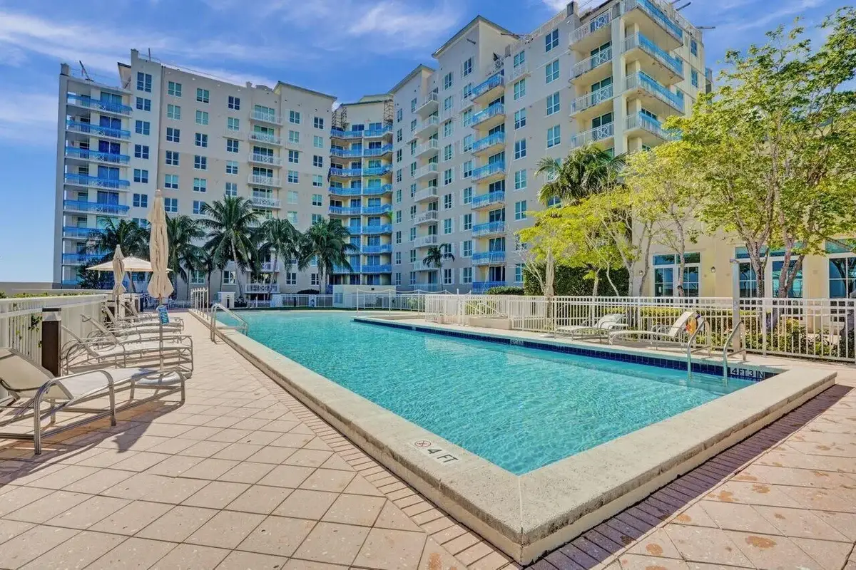 350 N Federal Hwy #903, Boynton Beach: photo 1 of 44