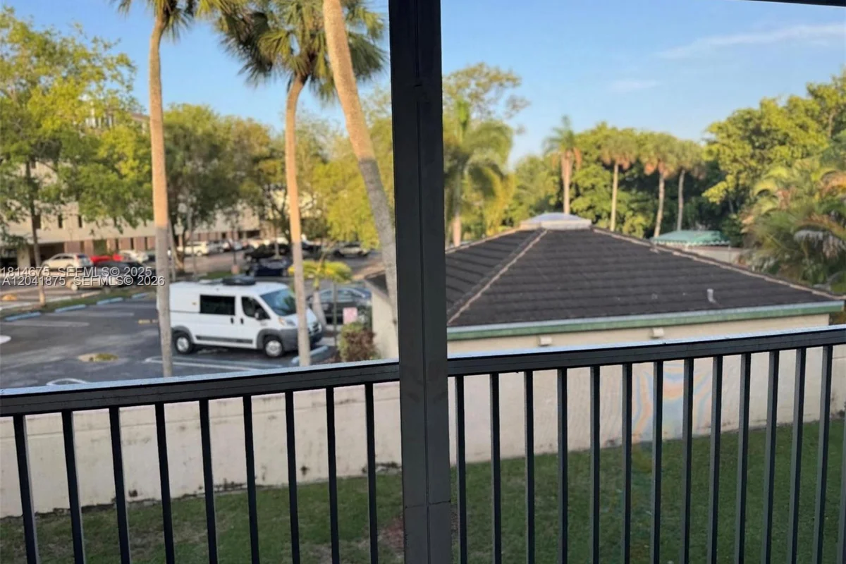 8750 Royal Palm Blvd #209, Coral Springs: photo 1 of 12