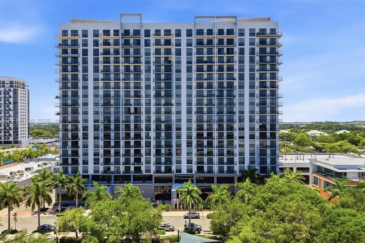 5350 NW 84th Ave #504, Doral: photo 1 of 37