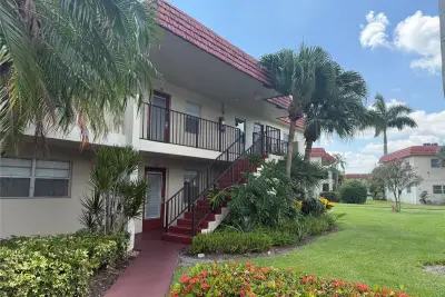 32 Abbey Ln #207, Delray Beach: photo 1 of 18