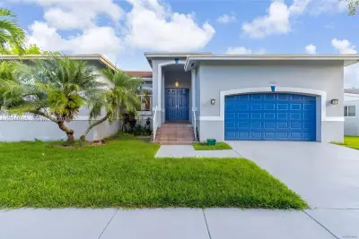 7950 SW 196th Ter, Cutler Bay: photo 1 of 36