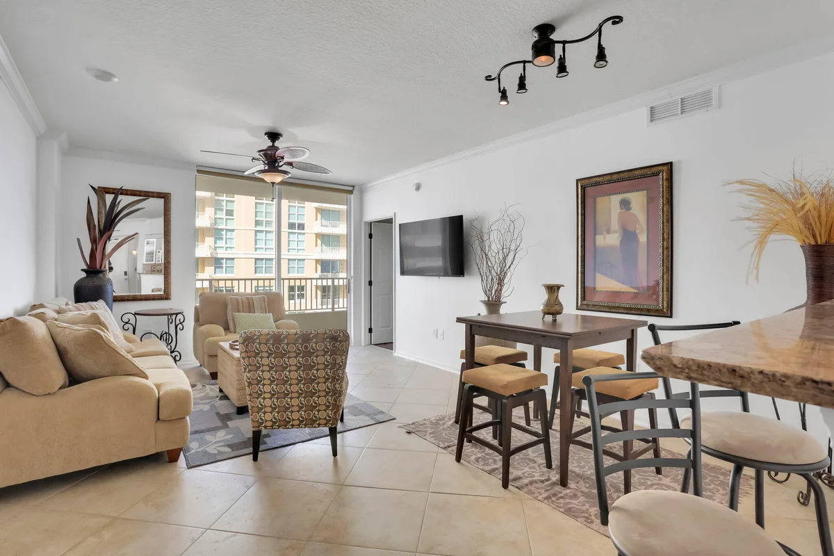 625 Casa Loma Blvd #1103, Boynton Beach: photo 1 of 39