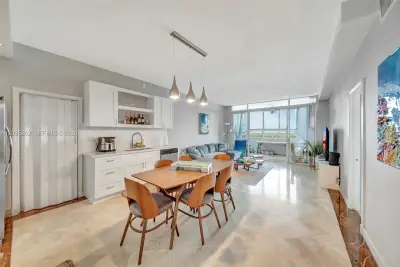 5005 Collins Ave #PH02, Miami Beach: photo 1 of 32