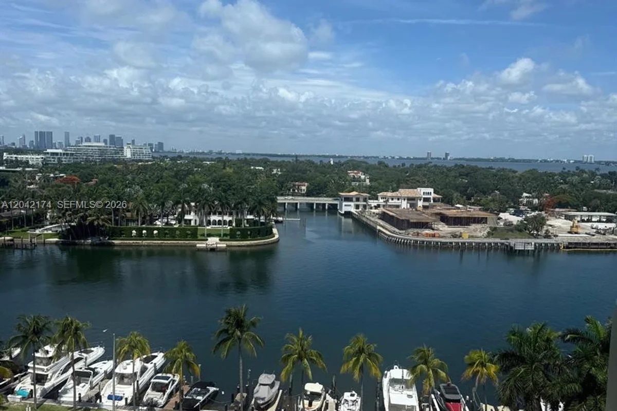 5005 Collins Ave #1104, Miami Beach: photo 1 of 11