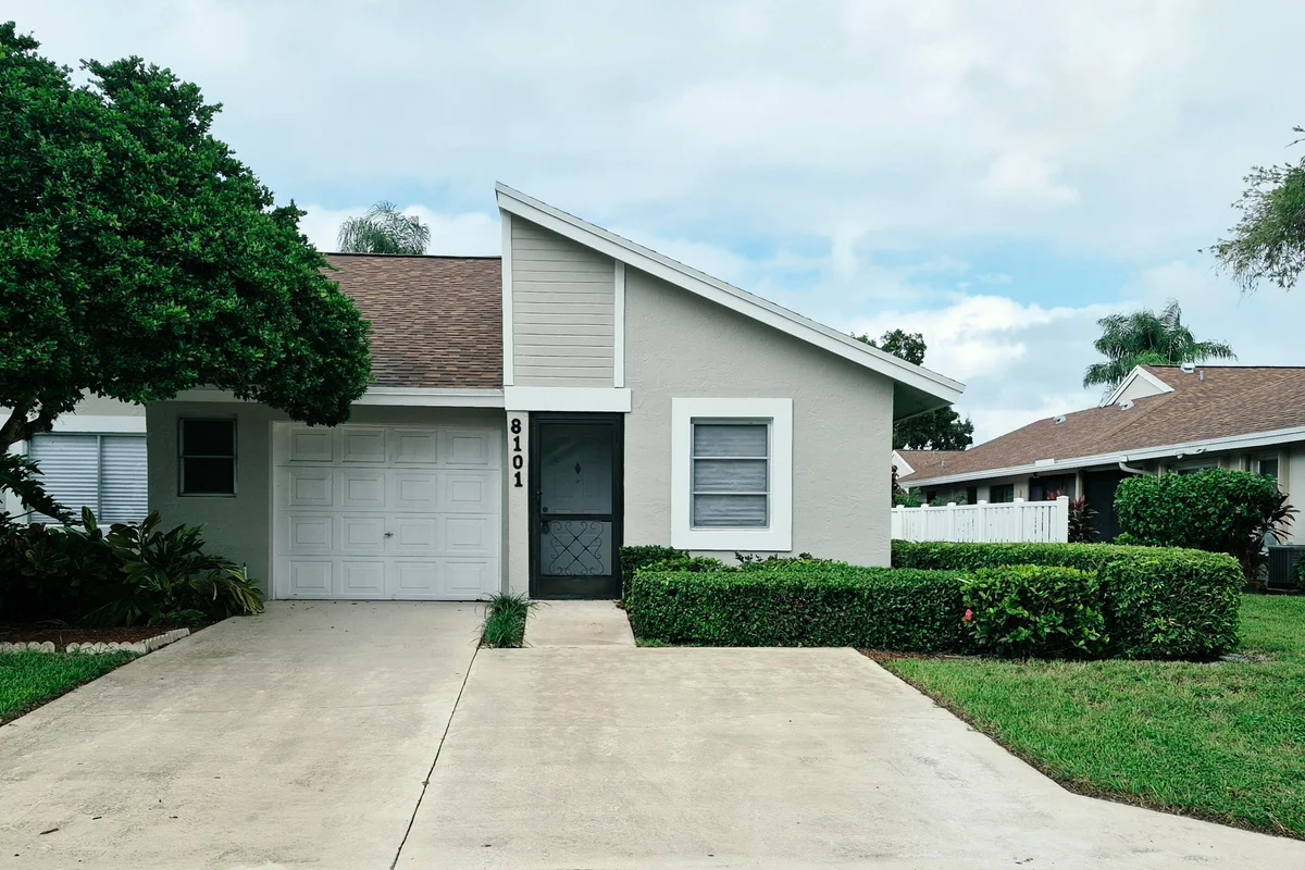 8101 Sweetbriar Way, Boca Raton: photo 1 of 15