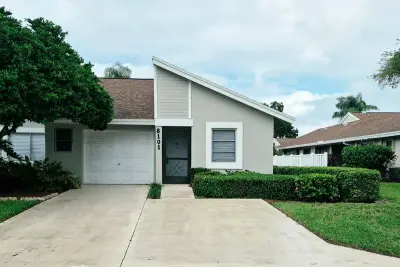8101 Sweetbriar Way, Boca Raton: photo 1 of 15