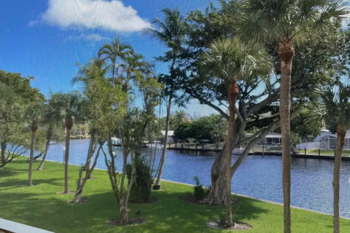 14 Royal Palm Way #204, Boca Raton: photo 1 of 17