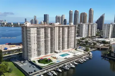 250 174th St #1211, Sunny Isles Beach: photo 1 of 41