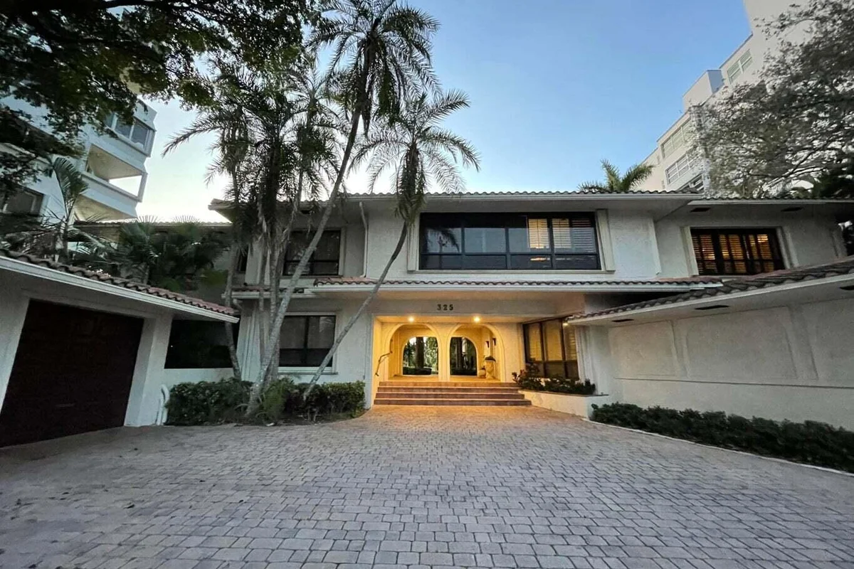325 Sunset Dr #A, Fort Lauderdale: photo 1 of 14
