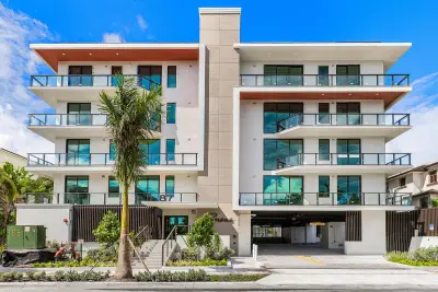 87 Isle Of Venice Dr #302s, Fort Lauderdale: photo 1 of 29