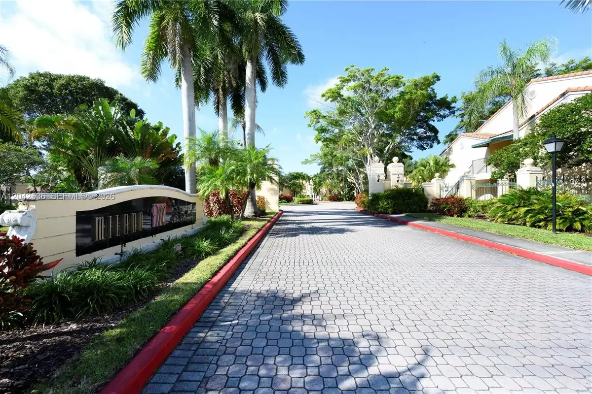 1721 Village Blvd #104, West Palm Beach: photo 1 of 16