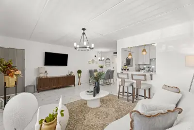 200 Village Green Cir E #206, Palm Springs: photo 1 of 23