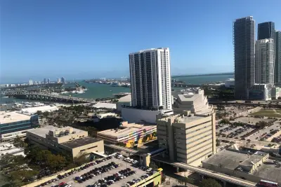 1600 NE 1st Ave #2607, Miami: photo 1 of 11