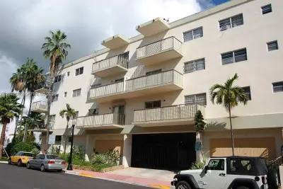 701 Euclid Ave #403, Miami Beach: photo 1 of 10
