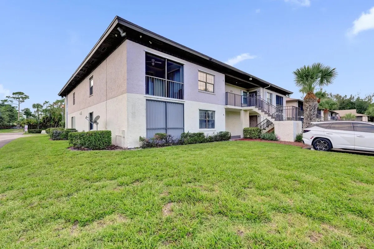 4225 S 57th Ave #E, Lake Worth: photo 1 of 23