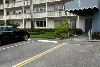 3089 Yarmouth E, Boca Raton: photo 1 of 14