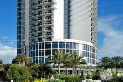 18001 Collins Ave #1702, Sunny Isles Beach: photo 1 of 13