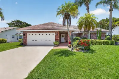 19600 Sedgefield Ter, Boca Raton: photo 1 of 46