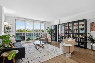 9381 E Bay Harbor Dr #303N, Bay Harbor Islands: photo 1 of 20