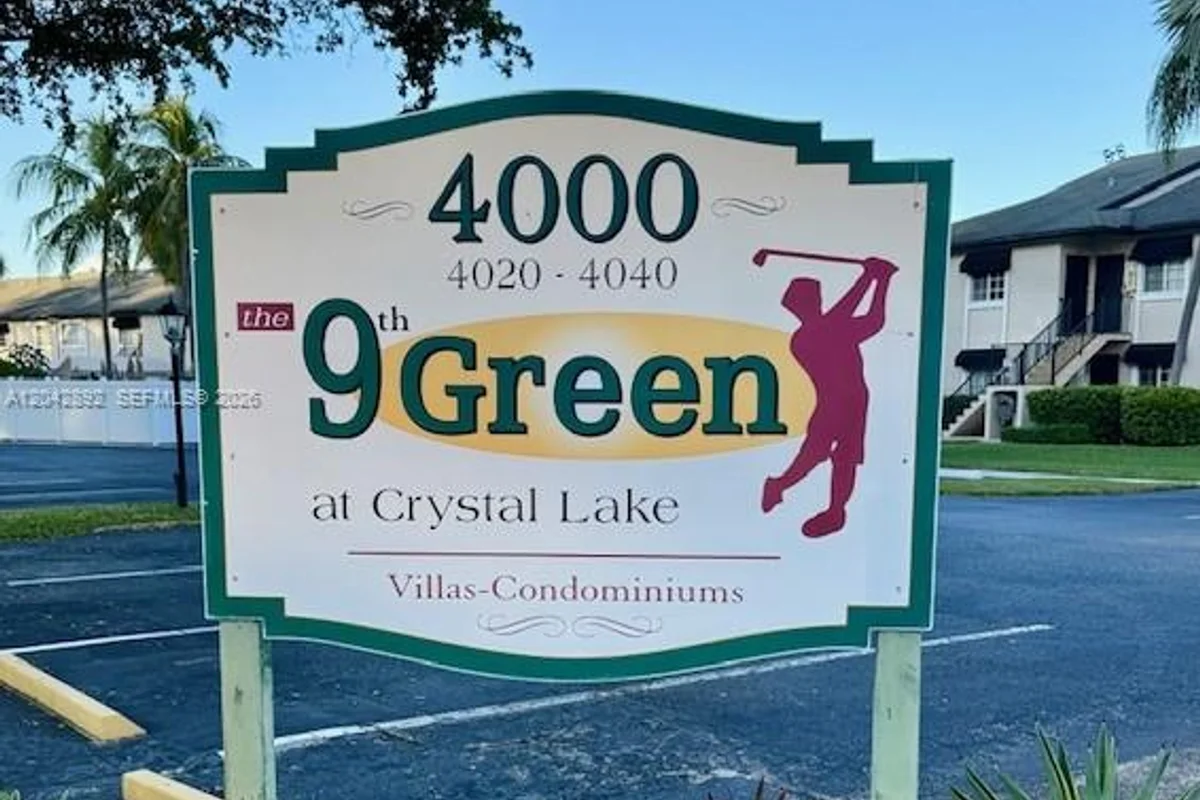4000 Crystal Lake Dr #112, Deerfield Beach: photo 1 of 24