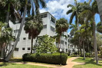 1333 E Hallandale Beach Blvd #134, Hallandale Beach: photo 1 of 11