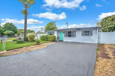404 S 62nd Ter, Hollywood: photo 1 of 10