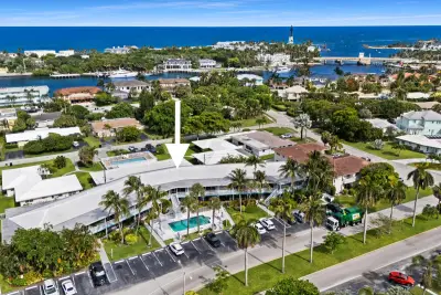 2748 NE 28th Ave #20, Lighthouse Point: photo 1 of 14