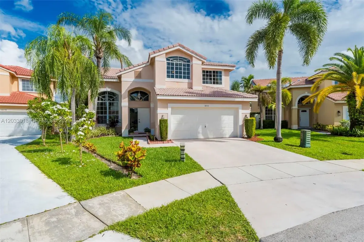 18172 SW 3rd St, Pembroke Pines: photo 1 of 54