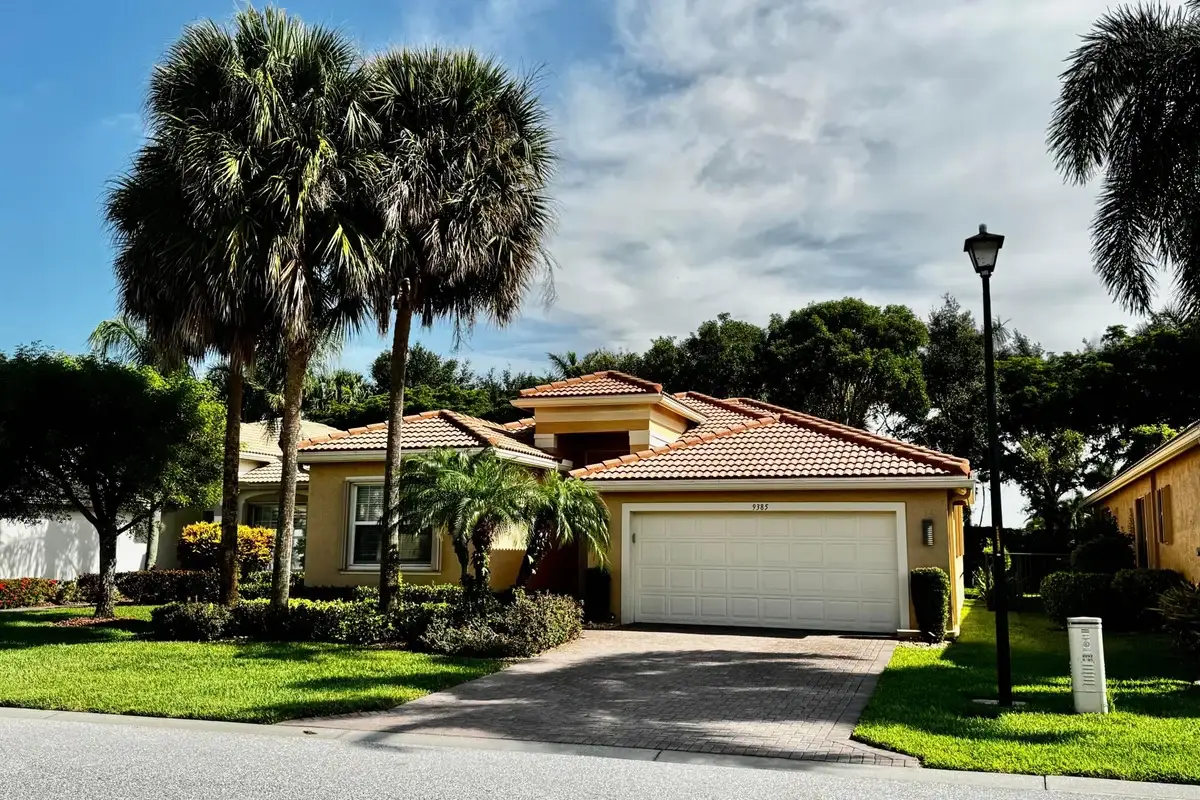9385 Ivory Isle Rd, Boynton Beach: photo 1 of 50