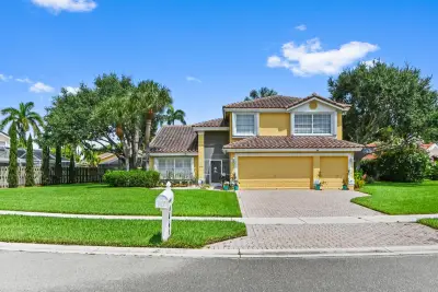7461 Anadale Cir, Lake Worth: photo 1 of 42