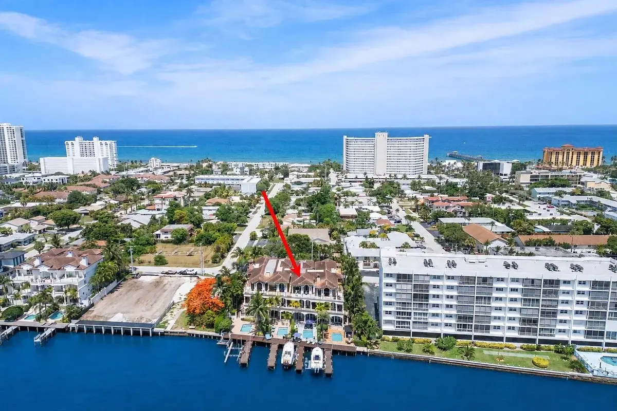 449 NE 19th Ave, Deerfield Beach: photo 1 of 85