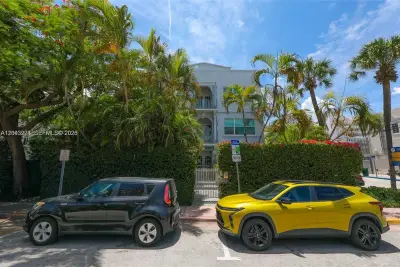 1618 Michigan Ave #38, Miami Beach: photo 1 of 20