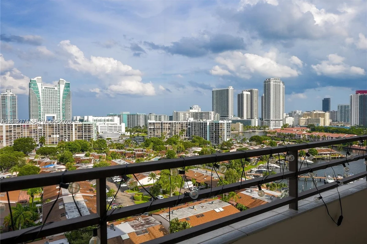 2500 Parkview Dr #1503, Hallandale Beach: photo 1 of 22