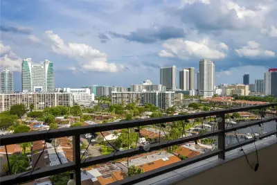 2500 Parkview Dr #1503, Hallandale Beach: photo 1 of 22