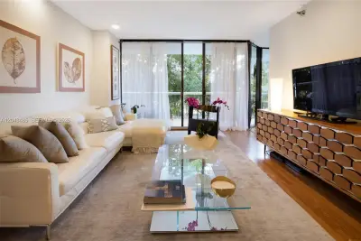 3640 Yacht Club Dr #304, Aventura: photo 1 of 21