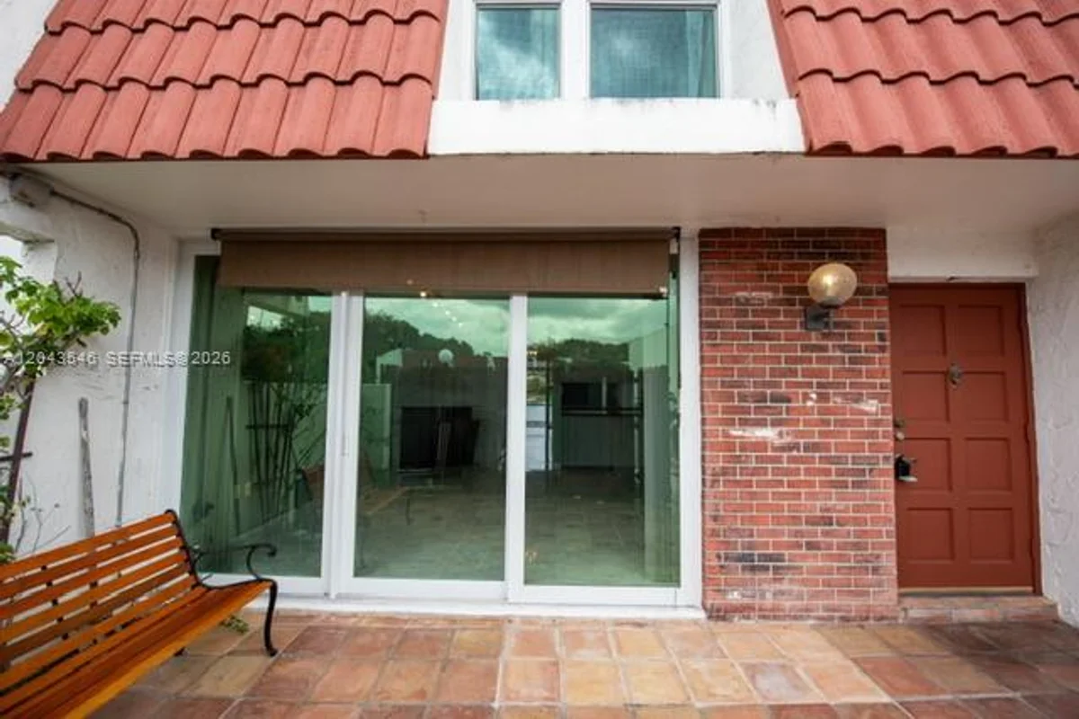 13949 SW 84th St #801, Miami: photo 1 of 29
