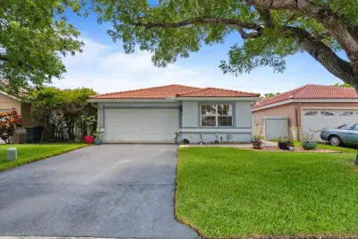 13452 NW 5th Ct, Plantation: photo 1 of 54